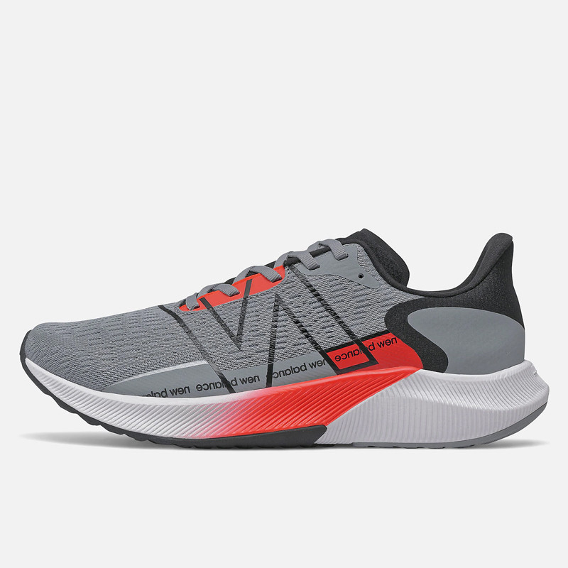 SEPATU LARI NEW BALANCE FuelCell Propel V2