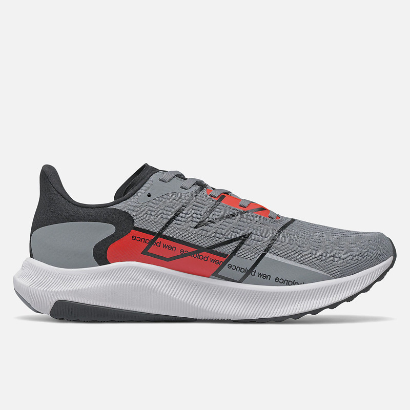 SEPATU LARI NEW BALANCE FuelCell Propel V2