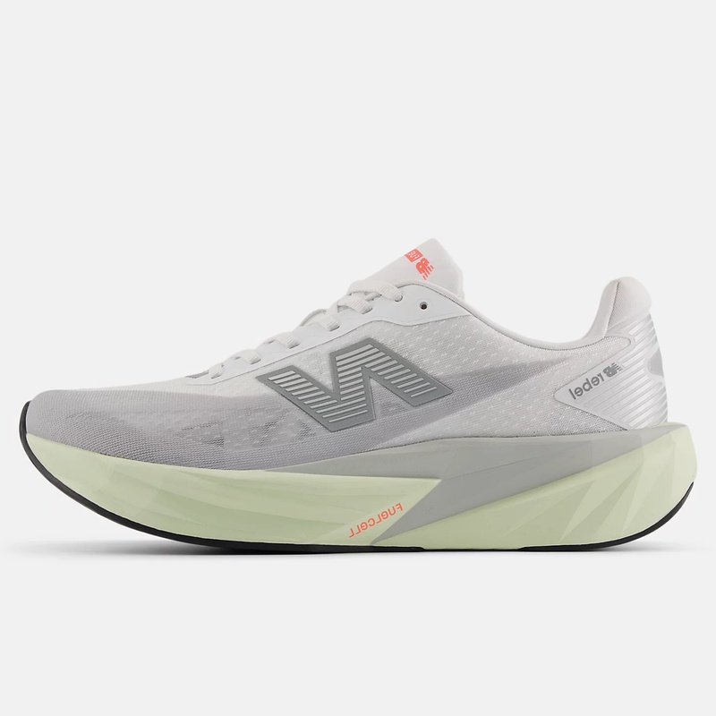 SEPATU LARI NEW BALANCE Fuelcell Rebel V5