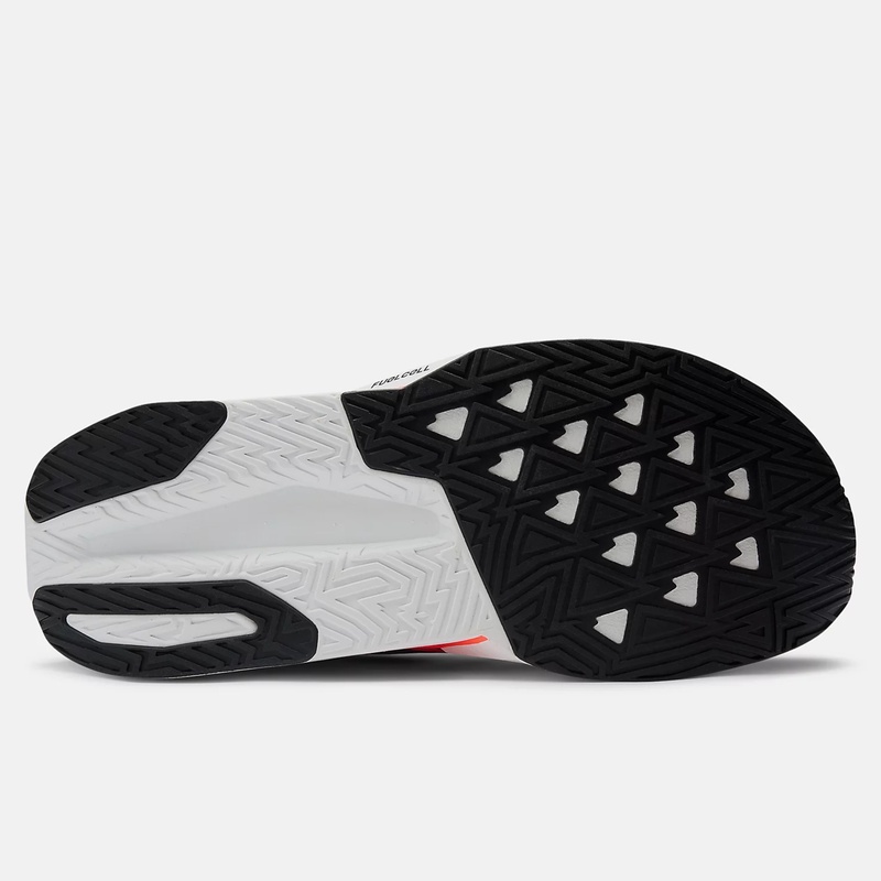SEPATU LARI NEW BALANCE FuelCell Rebel v5