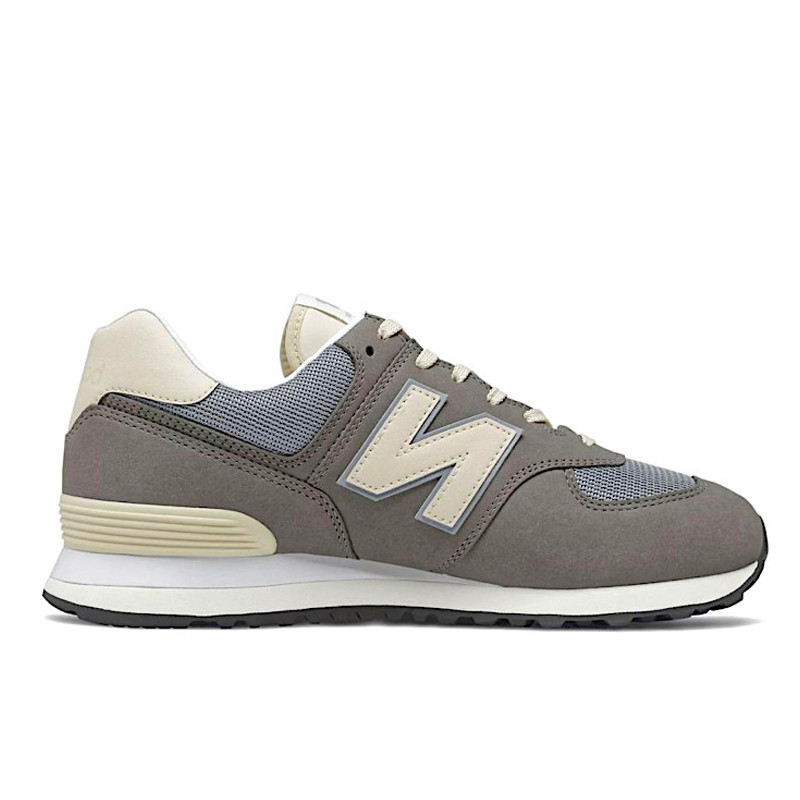 SEPATU SNEAKERS NEW BALANCE 574