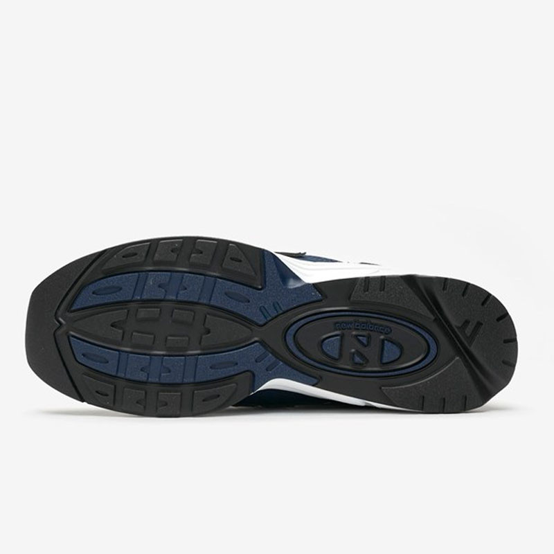 SEPATU SNEAKERS NEW BALANCE 615