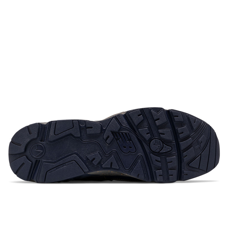 SEPATU SNEAKERS NEW BALANCE 850 Inspire The Dream