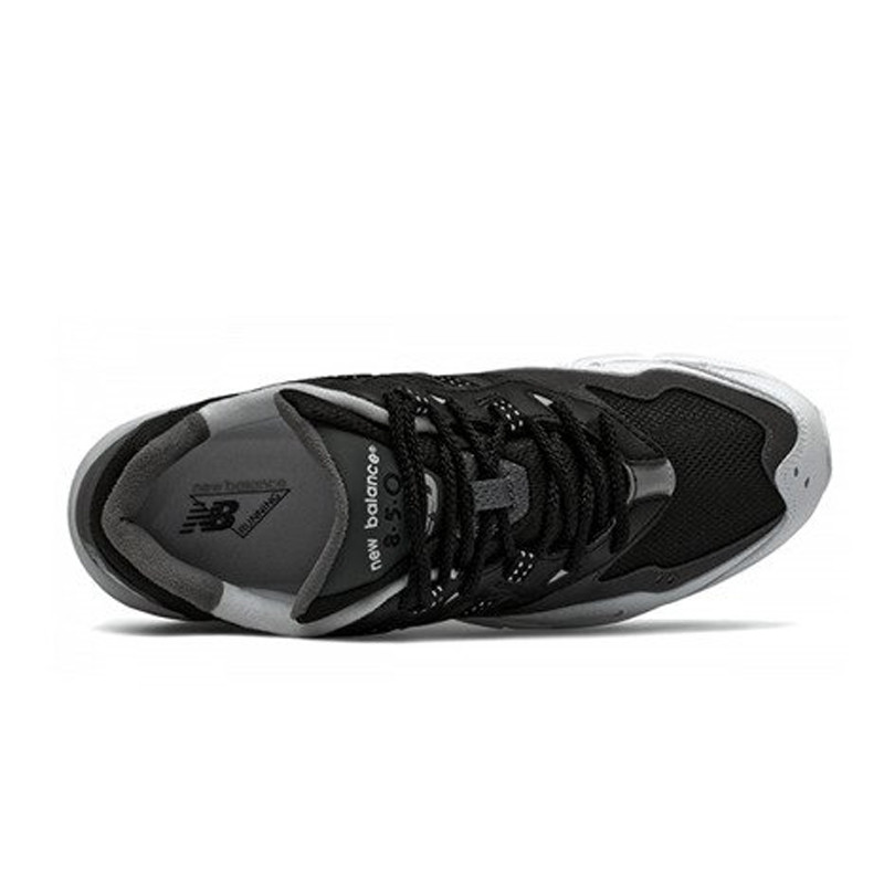 SEPATU SNEAKERS NEW BALANCE 850