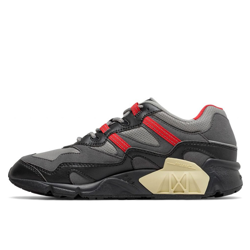 SEPATU SNEAKERS NEW BALANCE 850