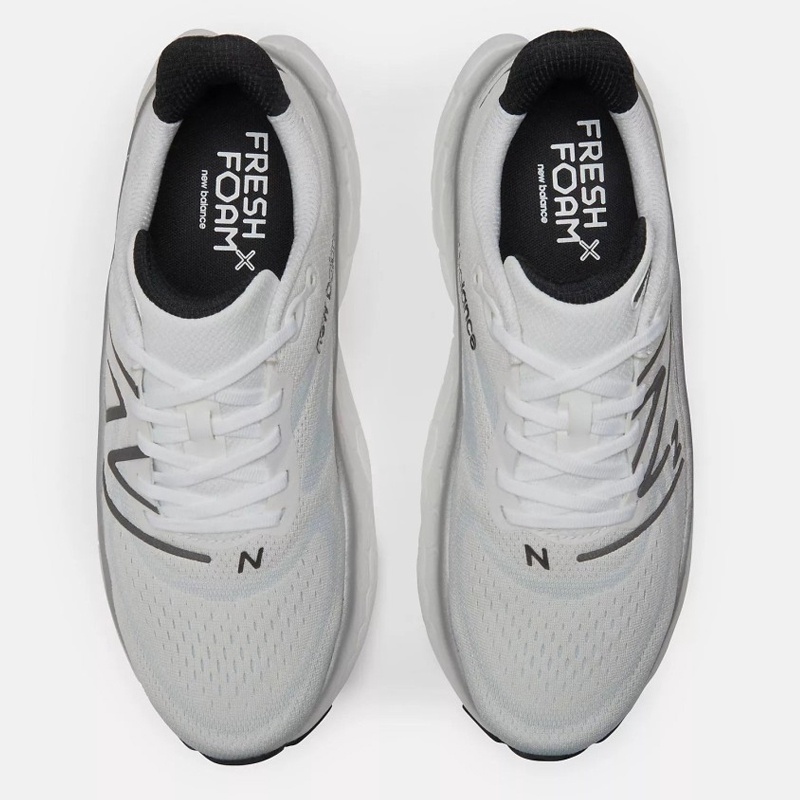 SEPATU LARI NEW BALANCE Fresh Foam X More v4 Men's Road Running