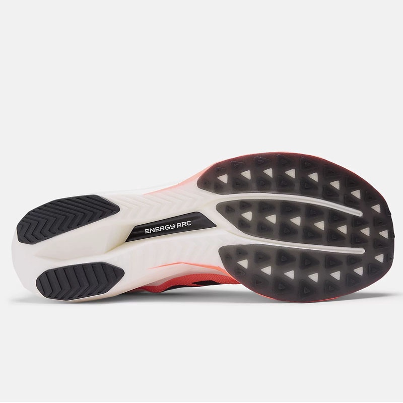 SEPATU LARI NEW BALANCE FuelCell SuperComp Elite v5