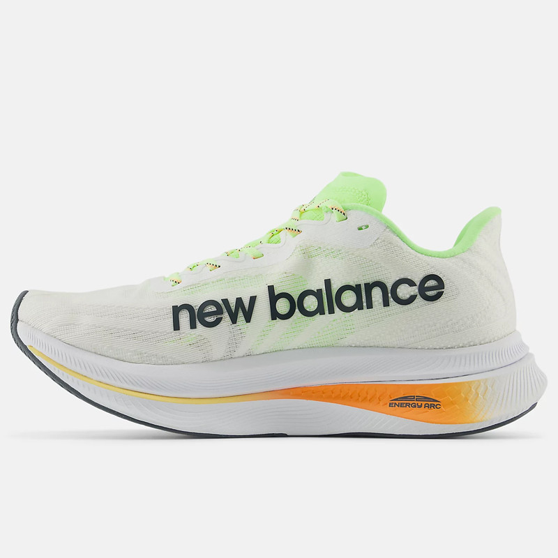 SEPATU LARI NEW BALANCE FuelCell SuperComp Trainer v2