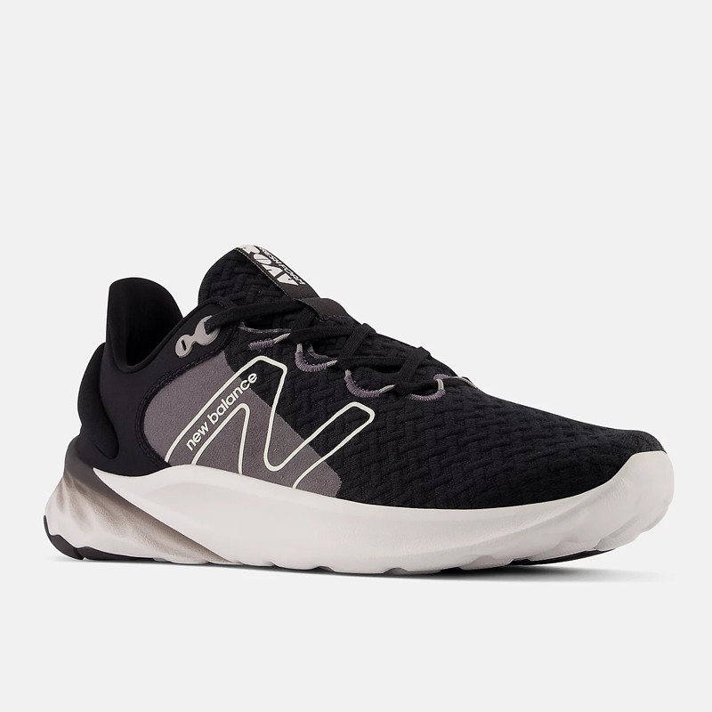 SEPATU LARI NEW BALANCE Fresh Foam Roav v2