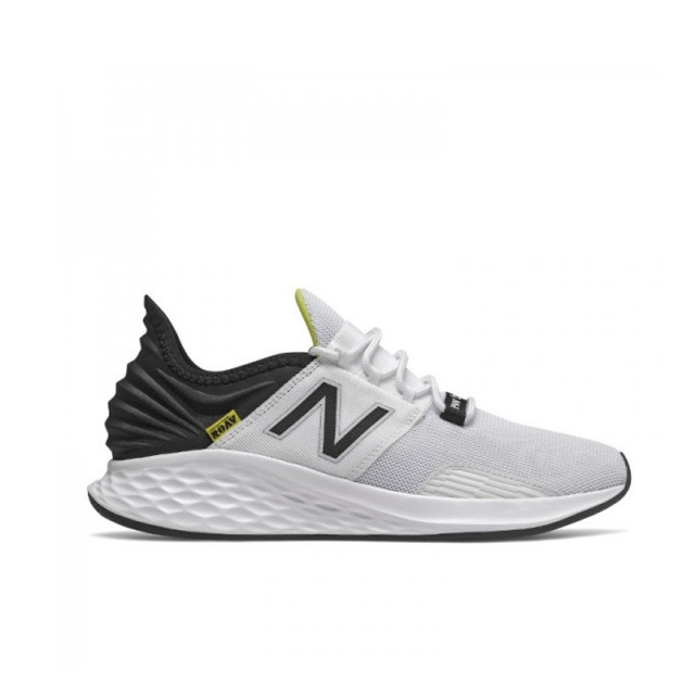 SEPATU LARI NEW BALANCE  Fresh Foam Roav