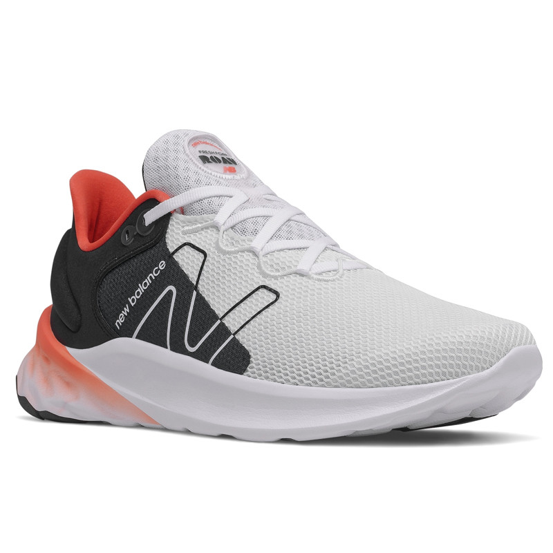 SEPATU LARI NEW BALANCE Fresh Foam Roav v2