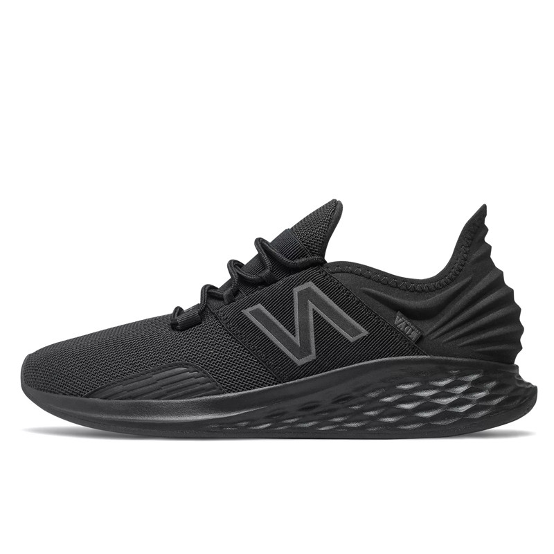 SEPATU LARI NEW BALANCE  Fresh Foam Roav