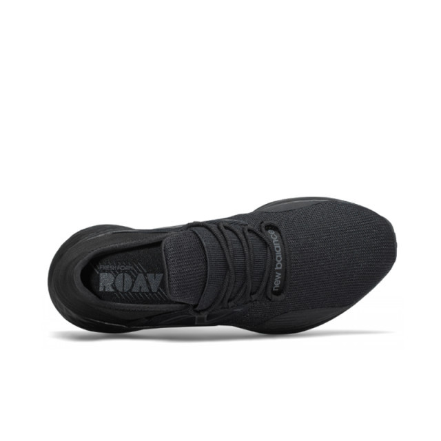 SEPATU LARI NEW BALANCE  Fresh Foam Roav