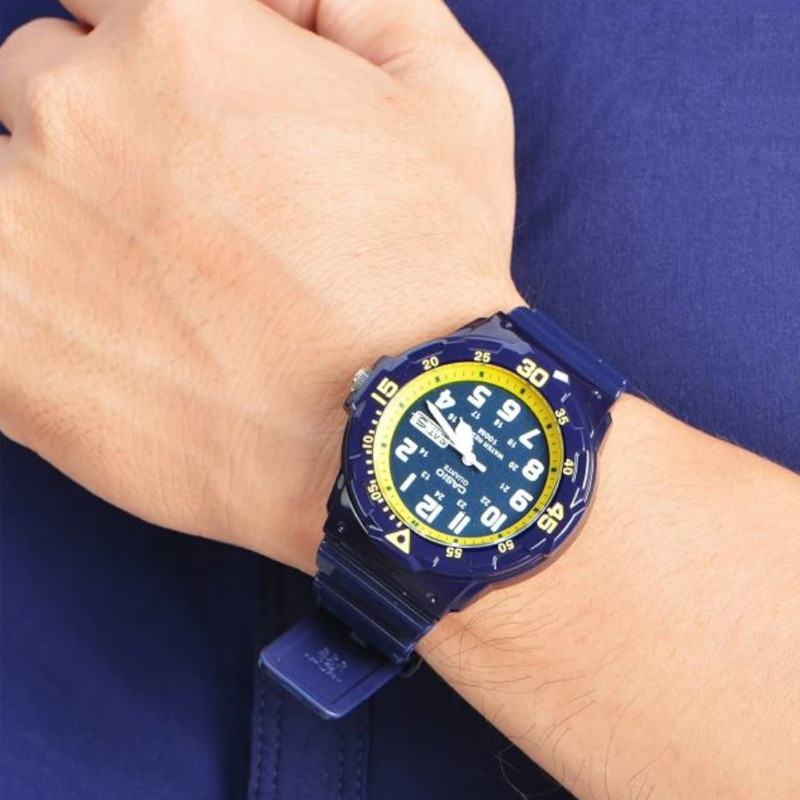 JAM TANGAN  CASIO Water Resistant 100M Resin Band