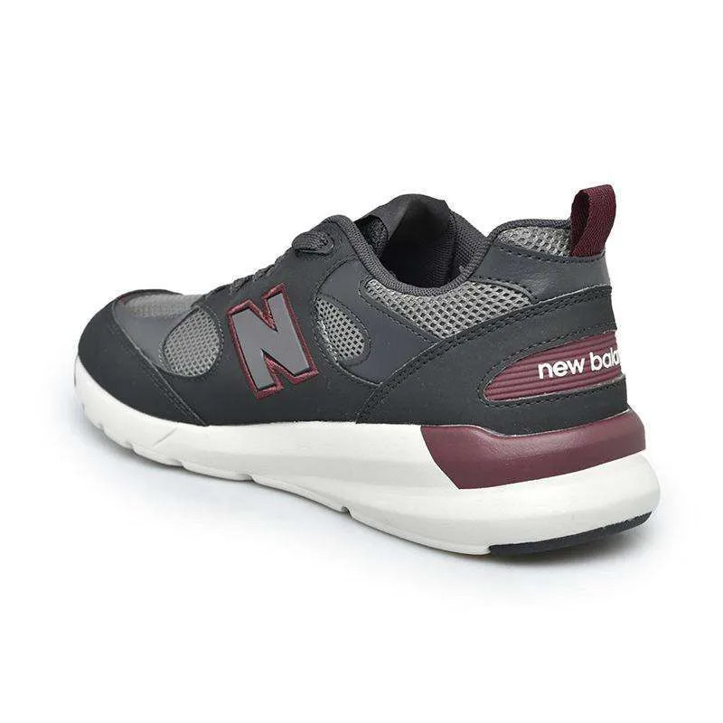 SEPATU SNEAKERS NEW BALANCE 109 V1