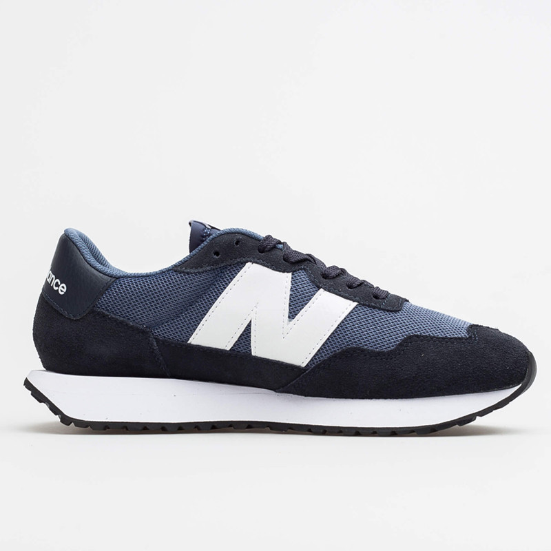 SEPATU SNEAKERS NEW BALANCE 237