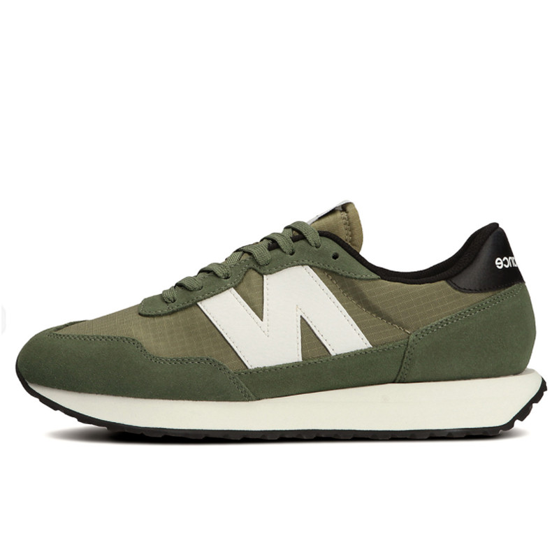 SEPATU SNEAKERS NEW BALANCE 237