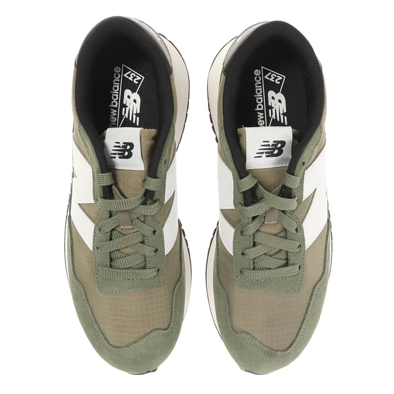 SEPATU SNEAKERS NEW BALANCE 237