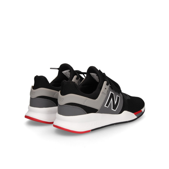 SEPATU SNEAKERS NEW BALANCE 247 V2