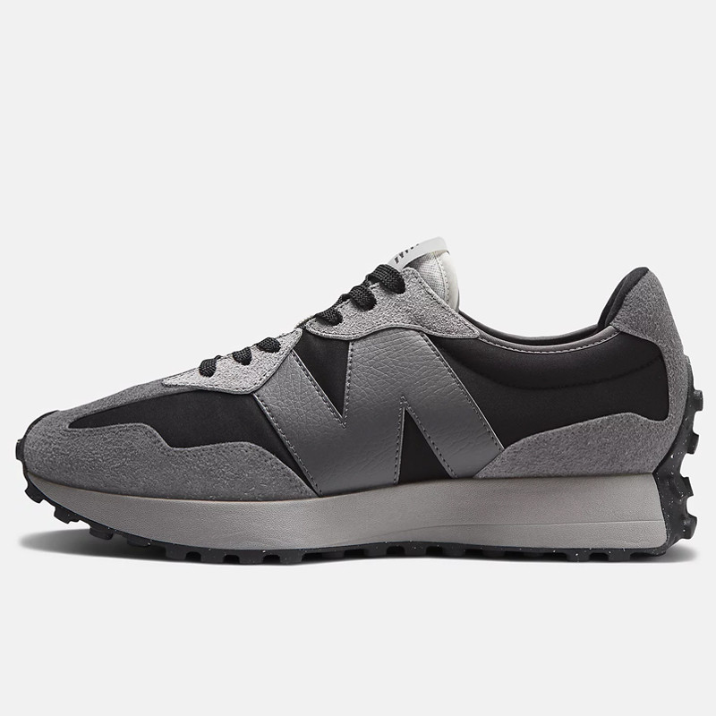 SEPATU SNEAKERS NEW BALANCE 327 V1