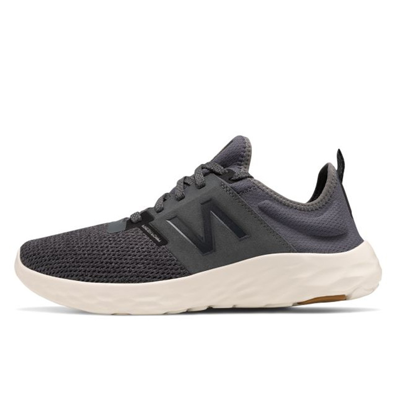 SEPATU LARI NEW BALANCE Fresh Foam Sport v2