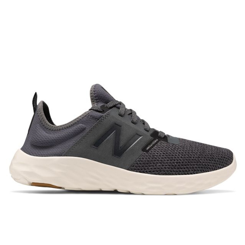 SEPATU LARI NEW BALANCE Fresh Foam Sport v2
