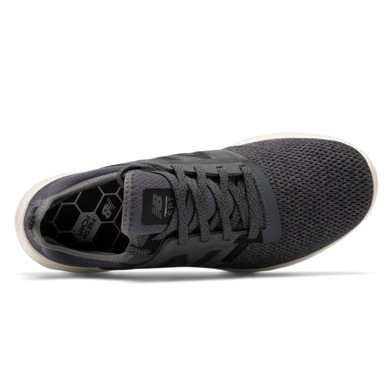 SEPATU LARI NEW BALANCE Fresh Foam Sport v2