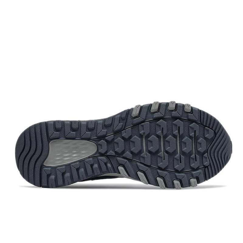 SEPATU TRAIL NEW BALANCE 410 V7