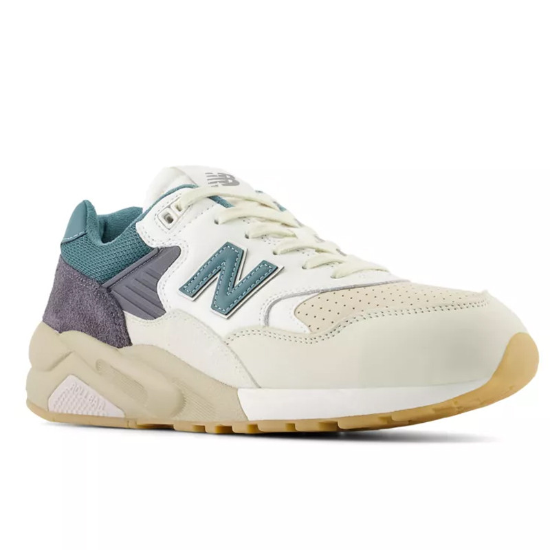 SEPATU SNEAKERS NEW BALANCE 580