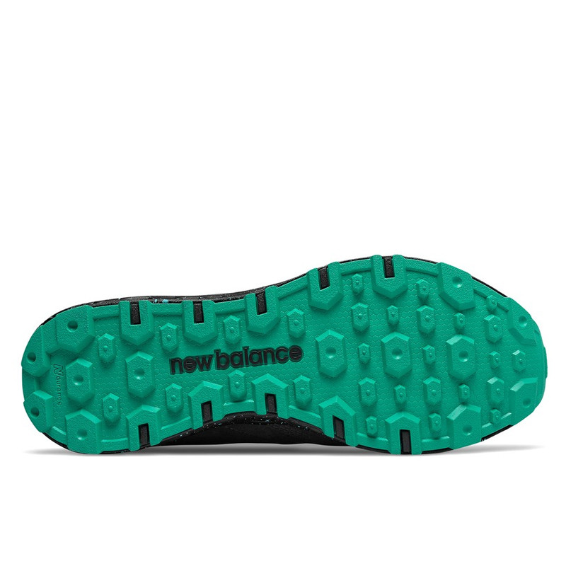 SEPATU TRAIL NEW BALANCE FF Crag
