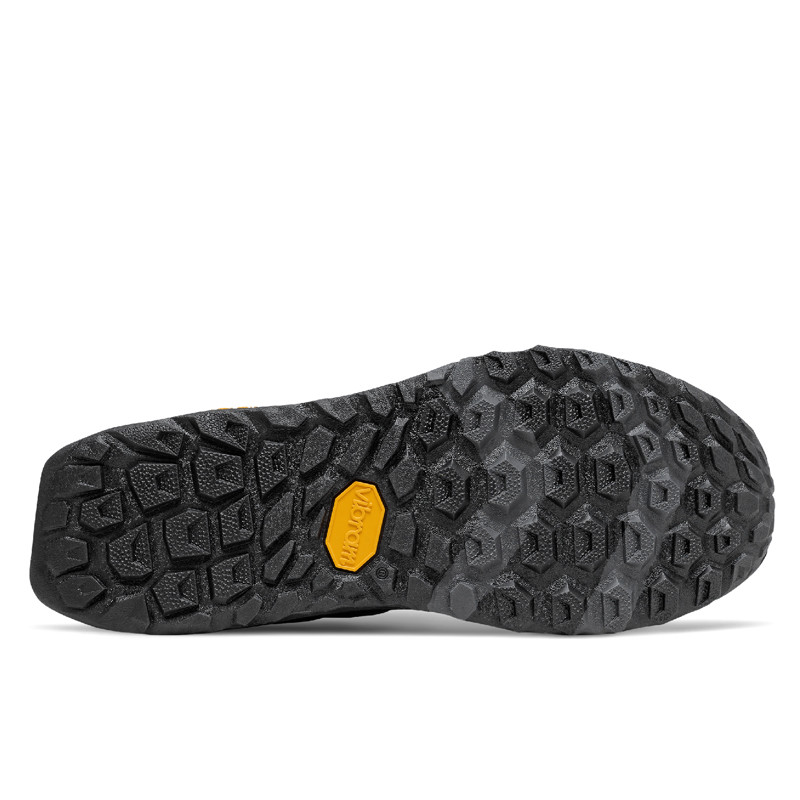 SEPATU LARI NEW BALANCE Foam Hierro v5