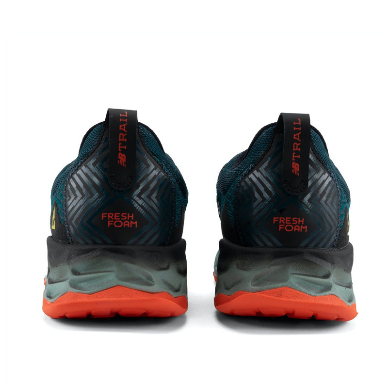SEPATU TRAIL NEW BALANCE FRESH FOAM HIERRO V6