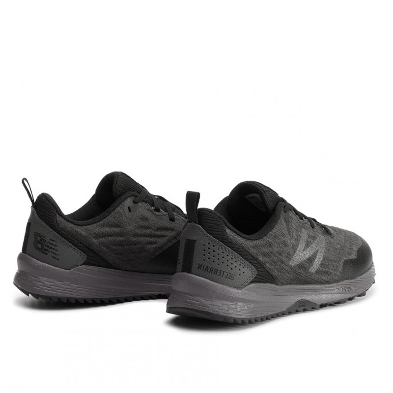 SEPATU TRAIL NEW BALANCE Trail Nitrel