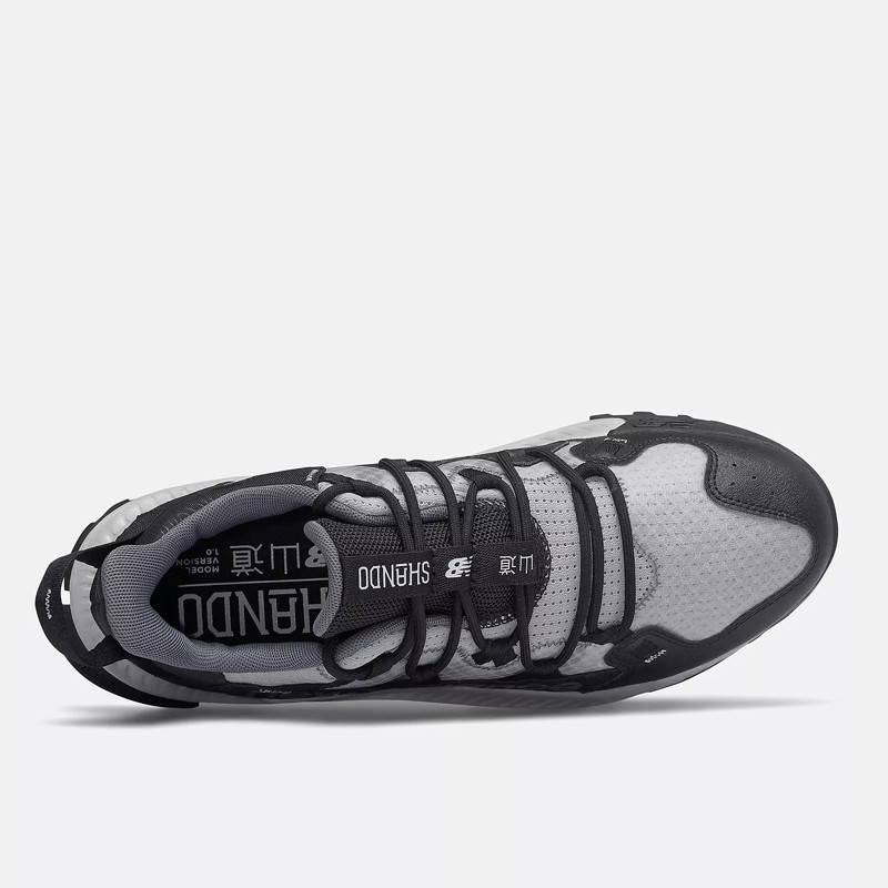 SEPATU TRAIL NEW BALANCE Shando