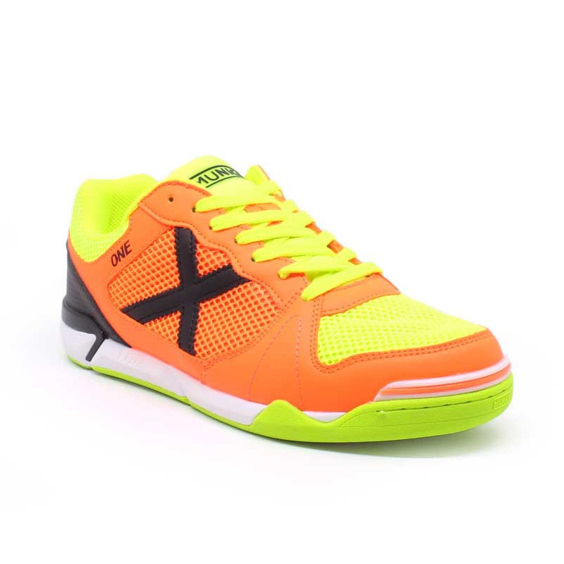 SEPATU FUTSAL MUNICH One Indoor 30