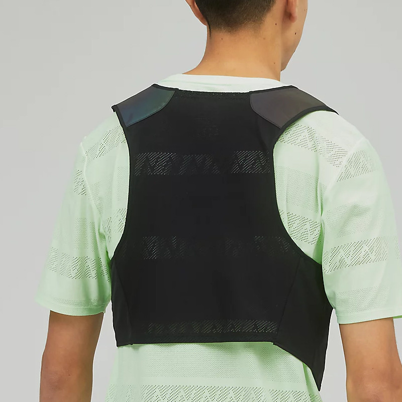 BAJU LARI NEW BALANCE Q Speed Commuter Vest