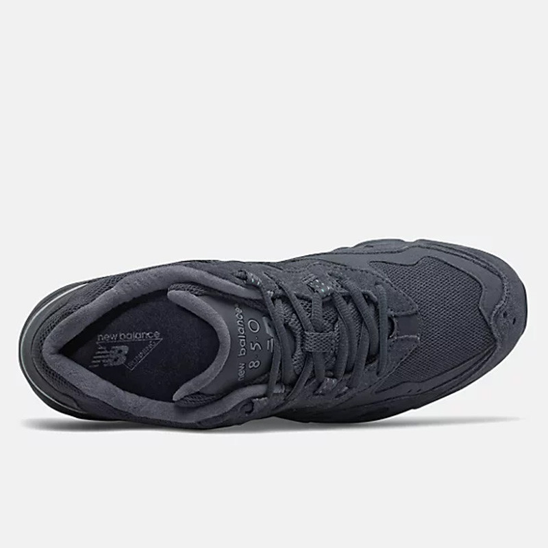 SEPATU SNEAKERS NEW BALANCE 850 Mono Pack