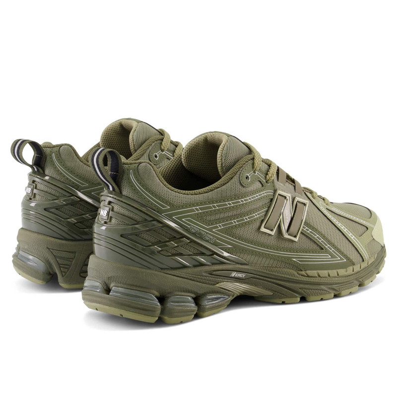 SEPATU SNEAKERS NEW BALANCE 1906 