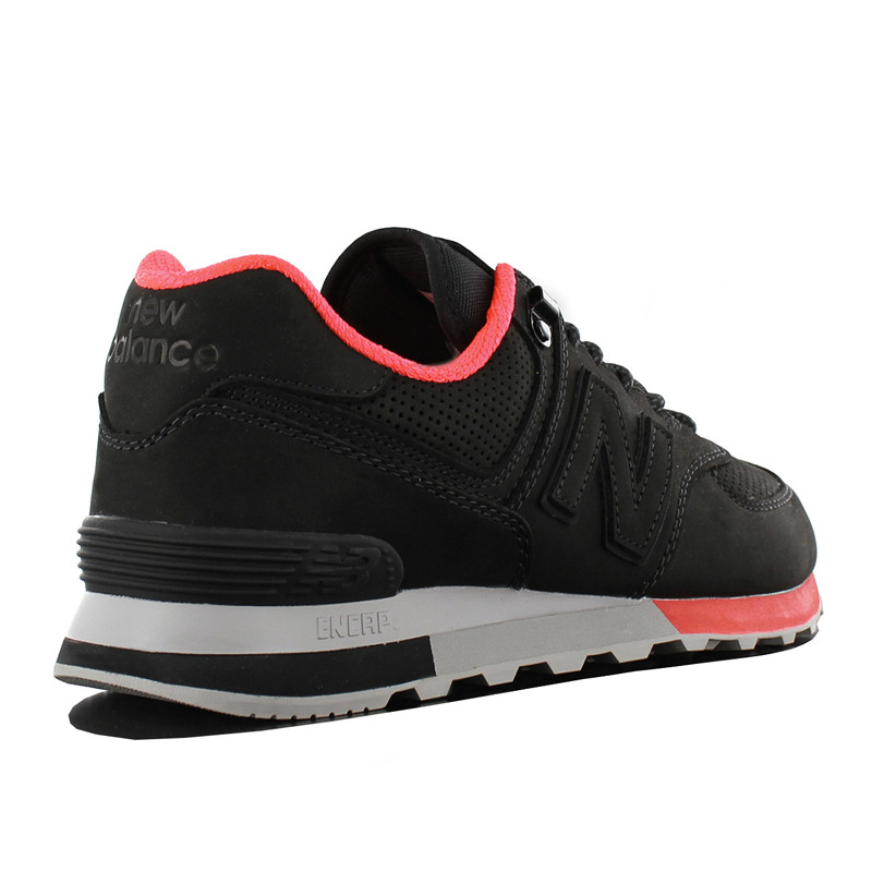 SEPATU SNEAKERS NEW BALANCE 574 Utalitarian