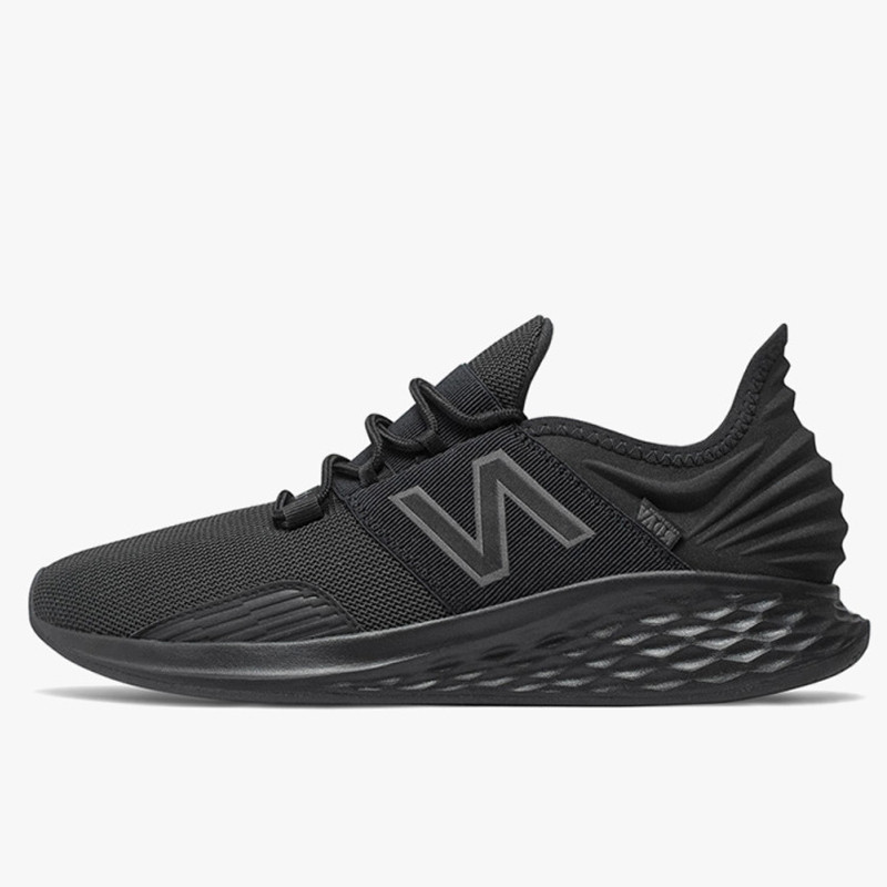 SEPATU LARI NEW BALANCE Fresh Foam Roav
