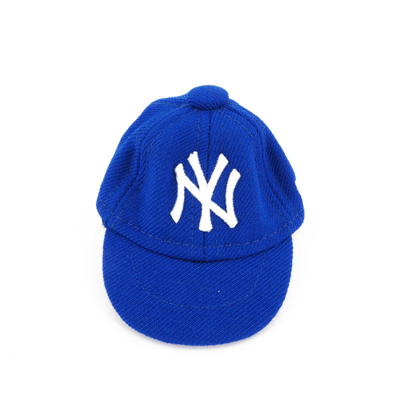 AKSESORIS SNEAKERS NEW ERA 59Fifty Cap Key Chain