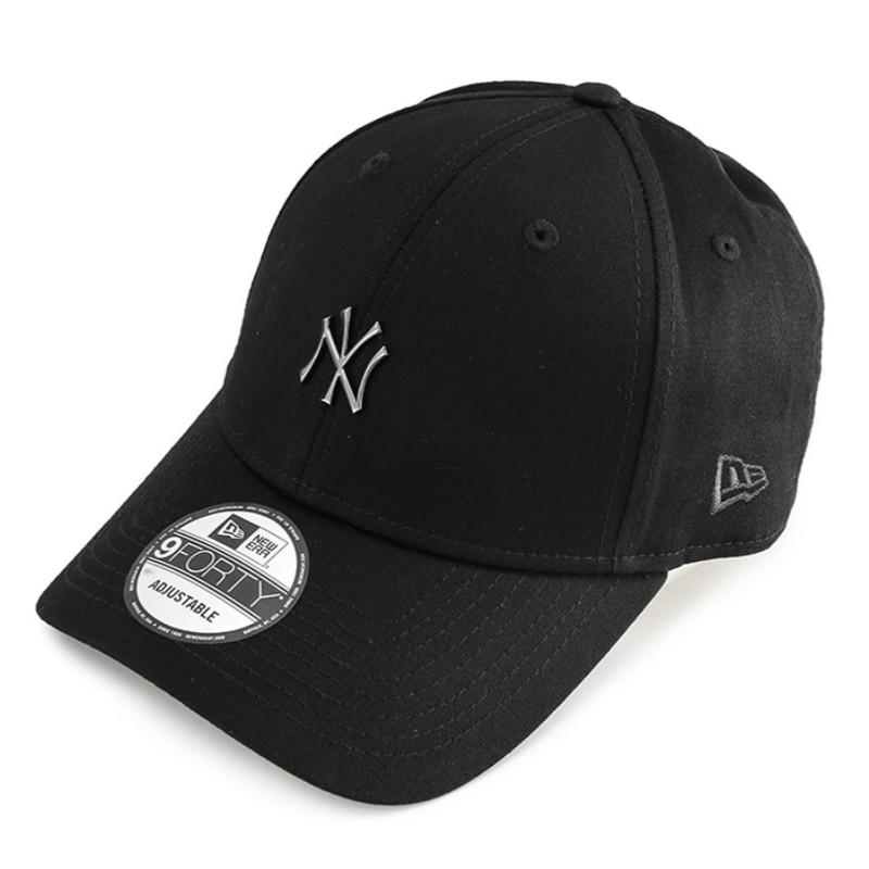 TOPI SNEAKERS NEW ERA 940 Neyyan Mini Metal Badge Cap