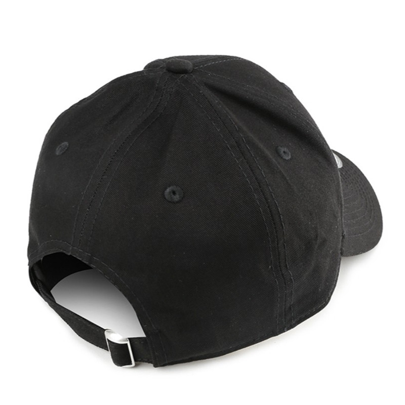 TOPI SNEAKERS NEW ERA 940 Neyyan Mini Metal Badge Cap