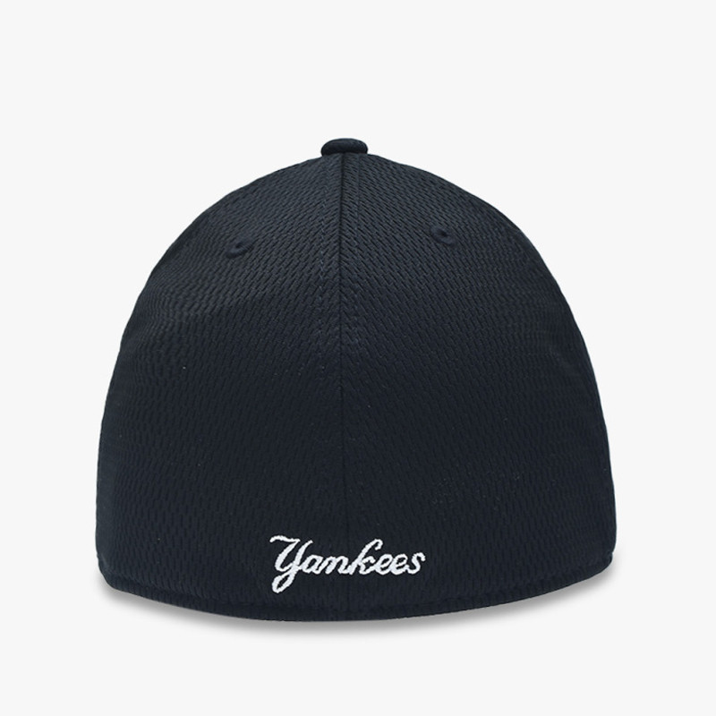TOPI SNEAKERS NEW ERA New York Yankees Clubhouse Collection 39Thirty Stretch Fit Cap