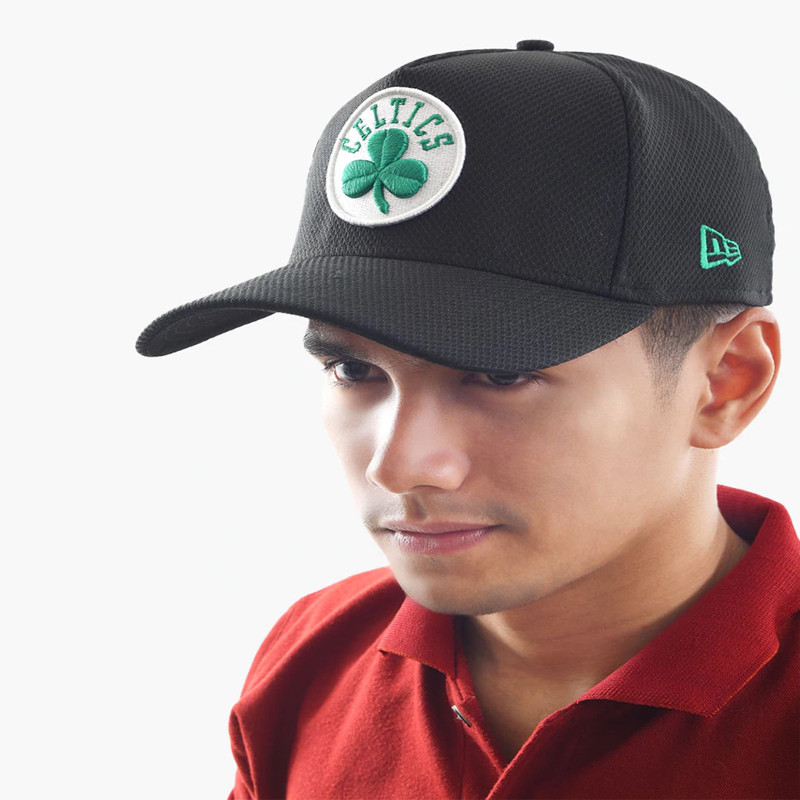 AKSESORIS SNEAKERS NEW ERA Boston Celtics Black Base A Frame Trucker