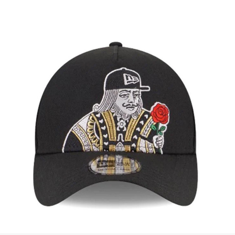 AKSESORIS SNEAKERS NEW ERA 940 K-Frame King And Queen Cap