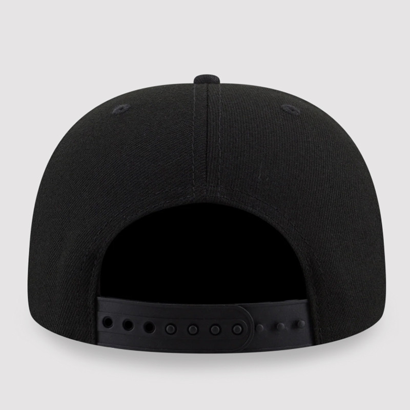 TOPI SNEAKERS NEW ERA NEW YORK YANKEES MLB METAL BADGE BLACK 950 CAP