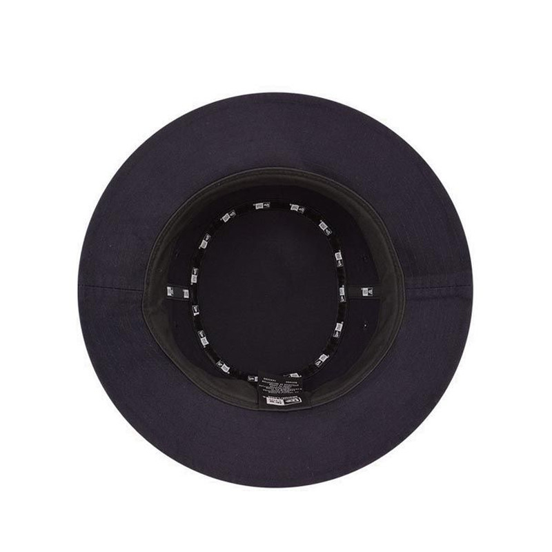 TOPI SNEAKERS NEW ERA Strap Bucket Cap