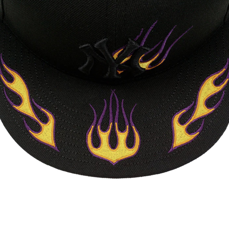 TOPI SNEAKERS NEW ERA NEW YORK YANKEES FLAME 59FIFTY CAP