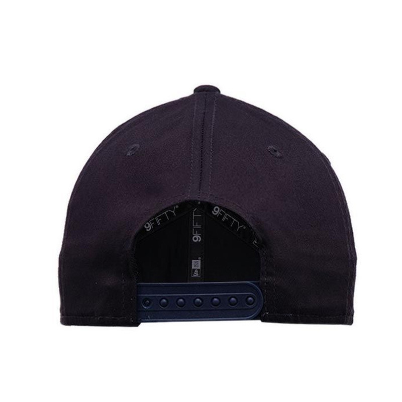 AKSESORIS SNEAKERS NEW ERA 950 Boston Metal Logo